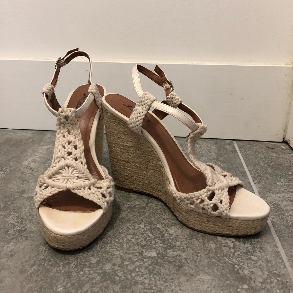 Lucky brand wedges